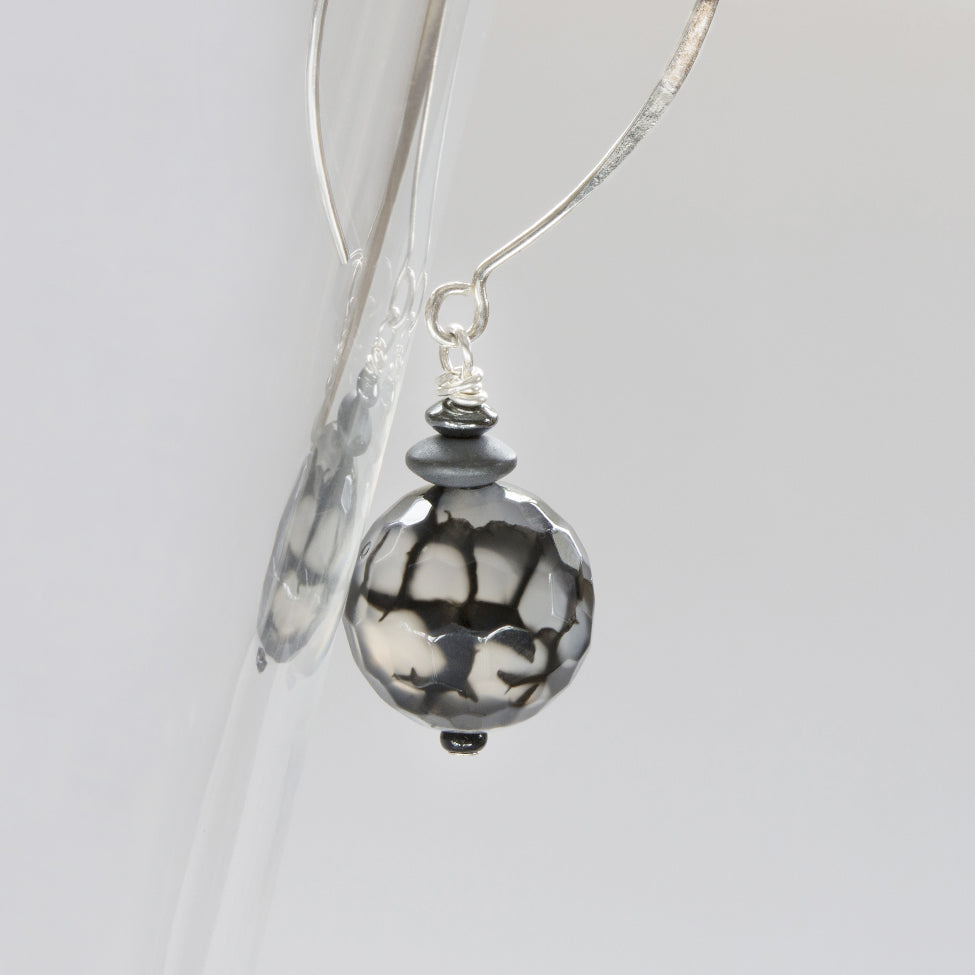 Aleggra 925 sterling silver earrings with agate drops by Elli