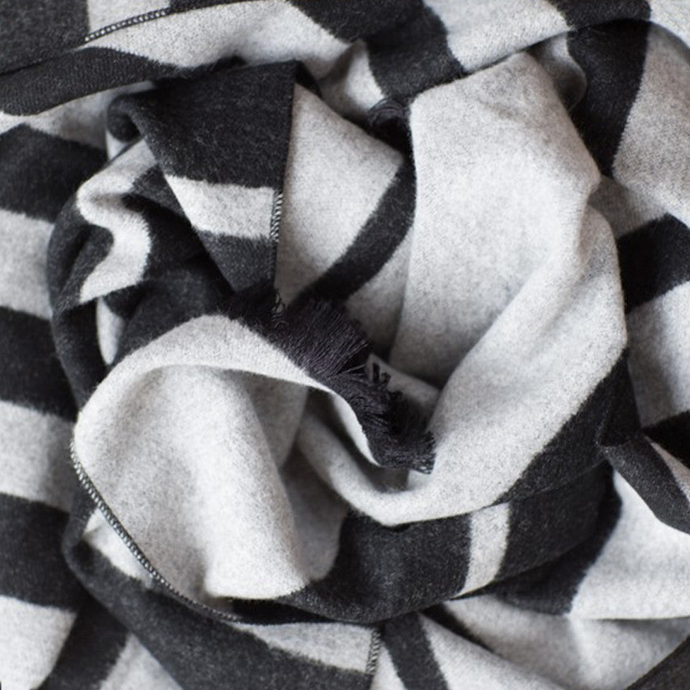 Tutti grey/charcoal graduated stripe wrap - Ellimonelli