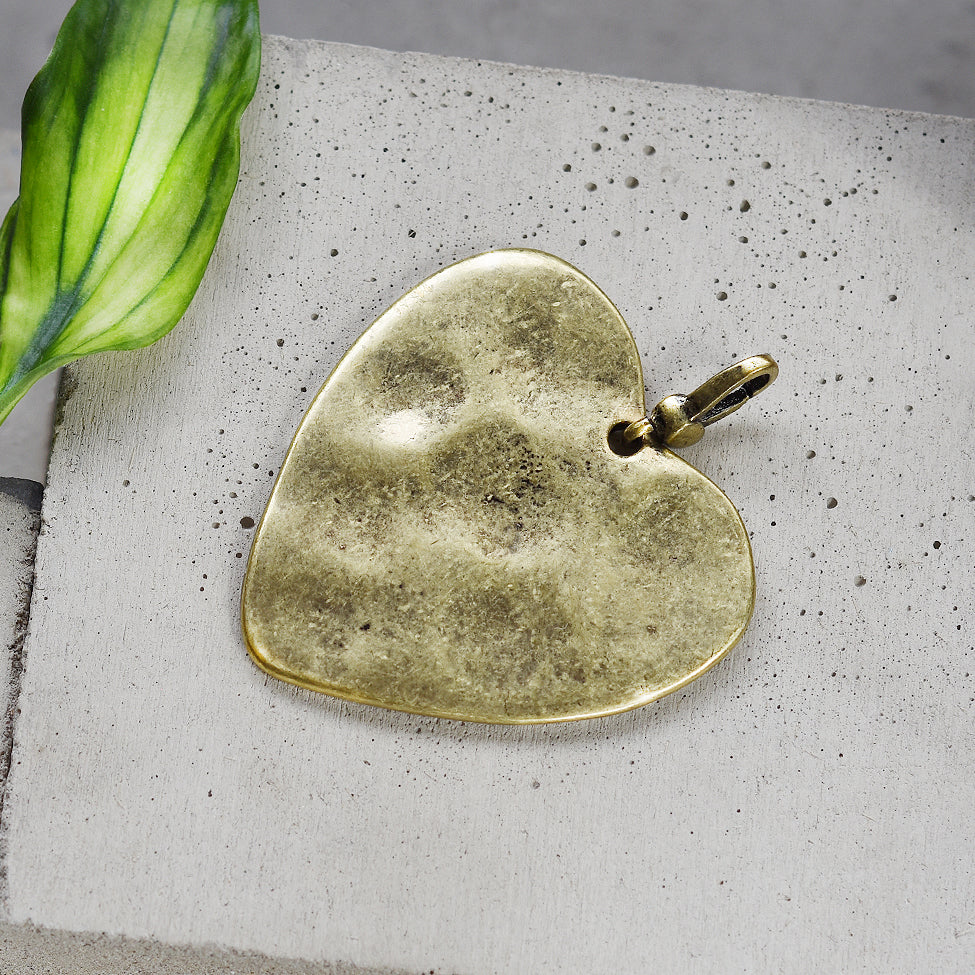 Tutti antique gold finish large hammered heart charm - Ellimonelli